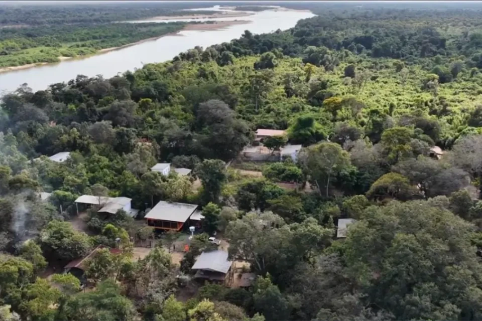 Casas construídas em área de preservação embiental - (Foto: divulgação/PCGO)