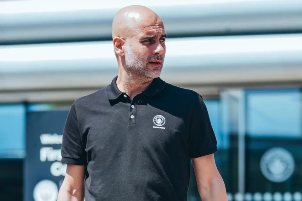 Pep Guardiola está atualmente sem clube