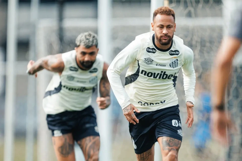 Neymar em treino pelo Santos