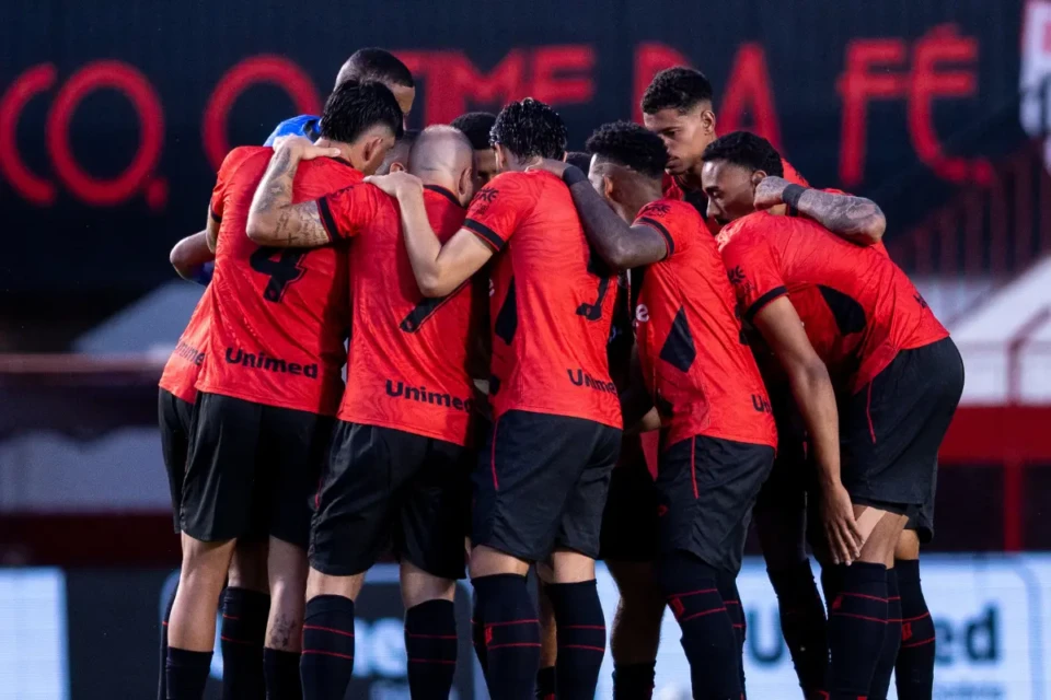 Atlético encerra primeiro turno da Série B com sete vitórias, sete empates e cinco derrotas