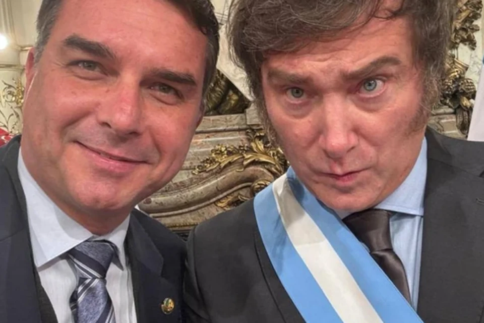 flavio-bolsonaro-javier-milei