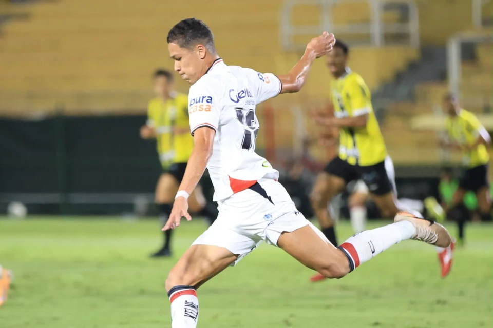 Anápolis venceu a primeira partida fora de casa na Série C