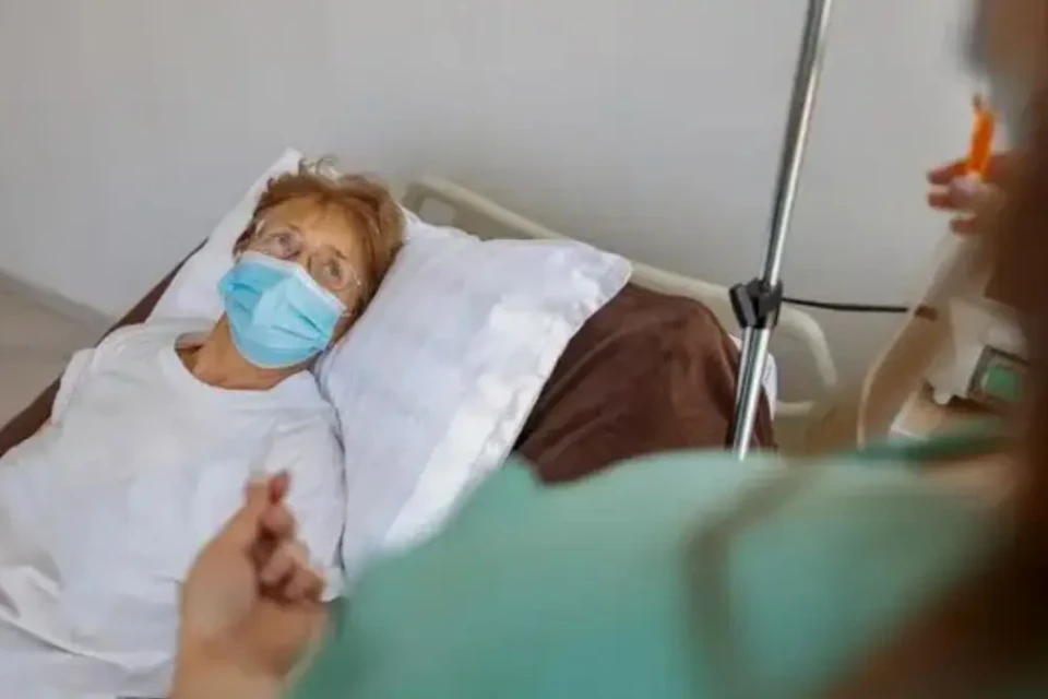 Sistema desenvolvido em Goiânia permite monitoramento remoto e busca facilitar o contato entre equipes de saúde, pacientes e familiares (Foto: Home assistance)