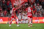 Vila Nova sofre apagão no primeiro tempo diante do CRB