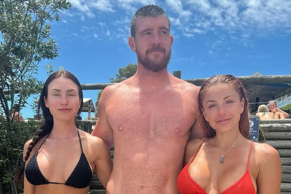 Veja fotos do personal trainer inglês Kieran John Homem com pênis de 25 cm reclama de ser feito de objeto sexual por mulheres