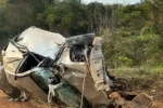 O carro conduzido pelo ilustrador ficou completamente destruído após o acidente. Apesar da violência da colisão, as circunstâncias do ocorrido são apuradas pelas autoridades. Foto: Reprodução