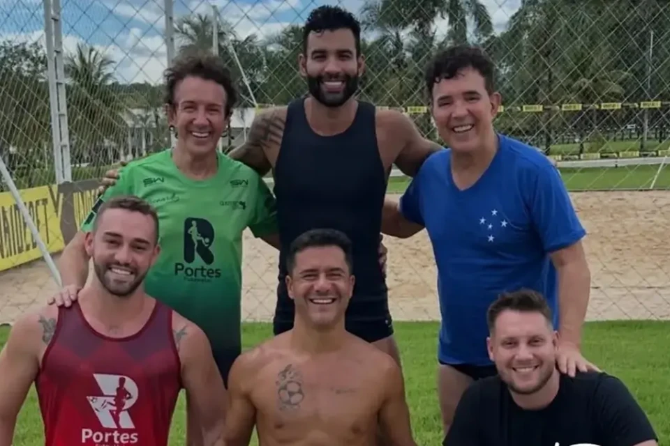 Di Paullo & Paulino se reúnem com Gusttavo Lima; vídeo Show da dupla abriu a pecuária de Palmeiras de Goiás