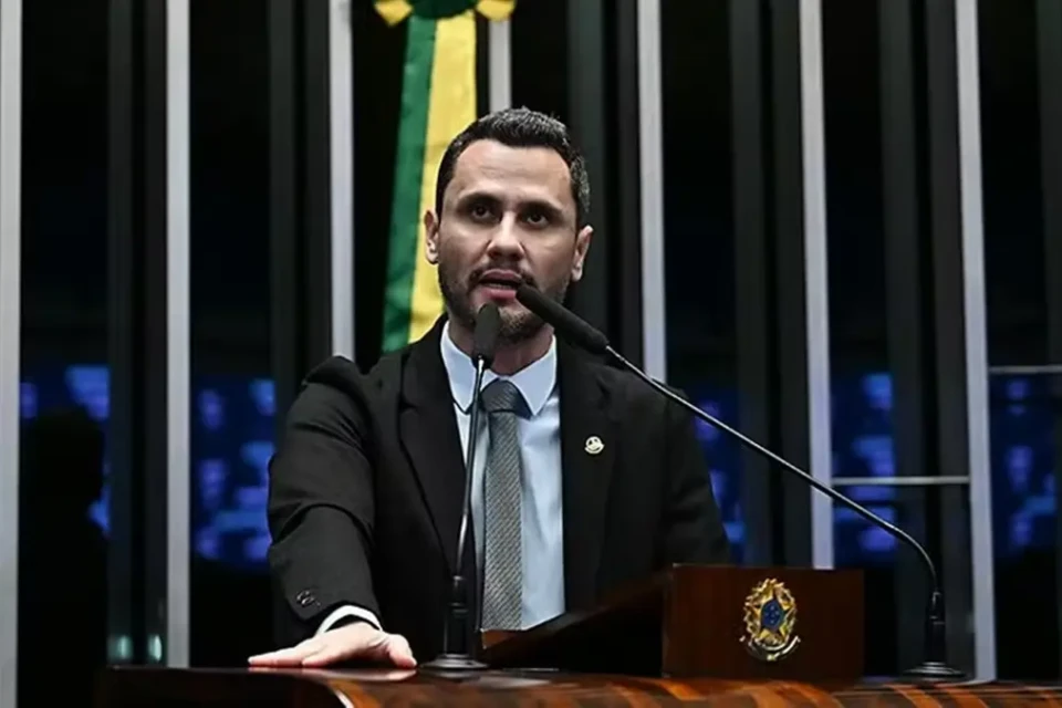 Republicanos rifa Cleitinho ao governo de MG por considerá-lo 'instável'