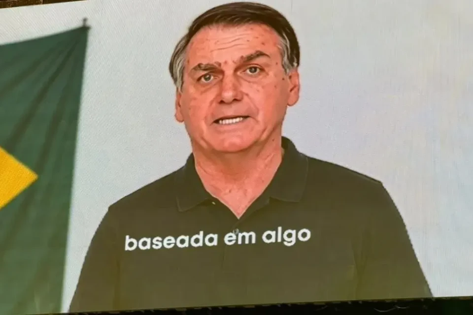 Defesa diz que Bolsonaro não autorizou uso de vídeo de IA em convenção