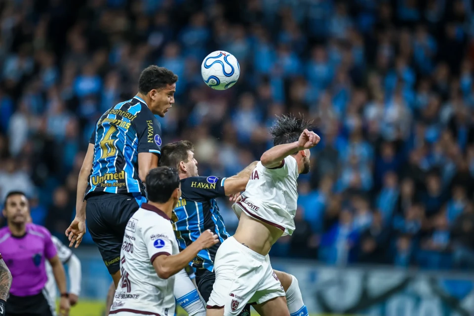 Grêmio é eliminado pelo Bolívar na Sul-Americana