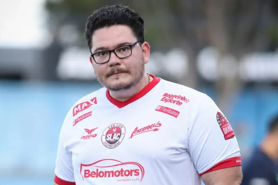 Diretor do clube afirma que processo está em fase final (Foto: Flashdesportivo)