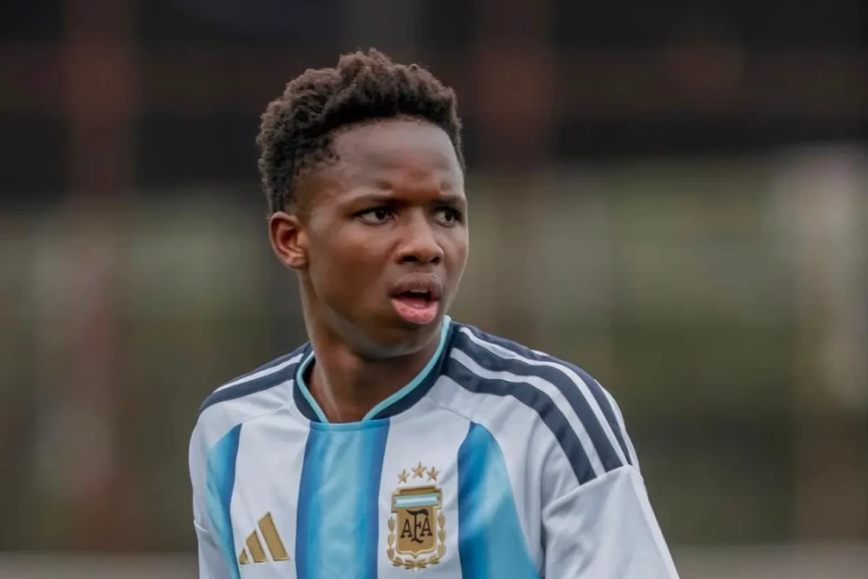 Kiki Ramos: promessa da Seleção Argentina nasceu no Haiti e tem Neymar como ídolo