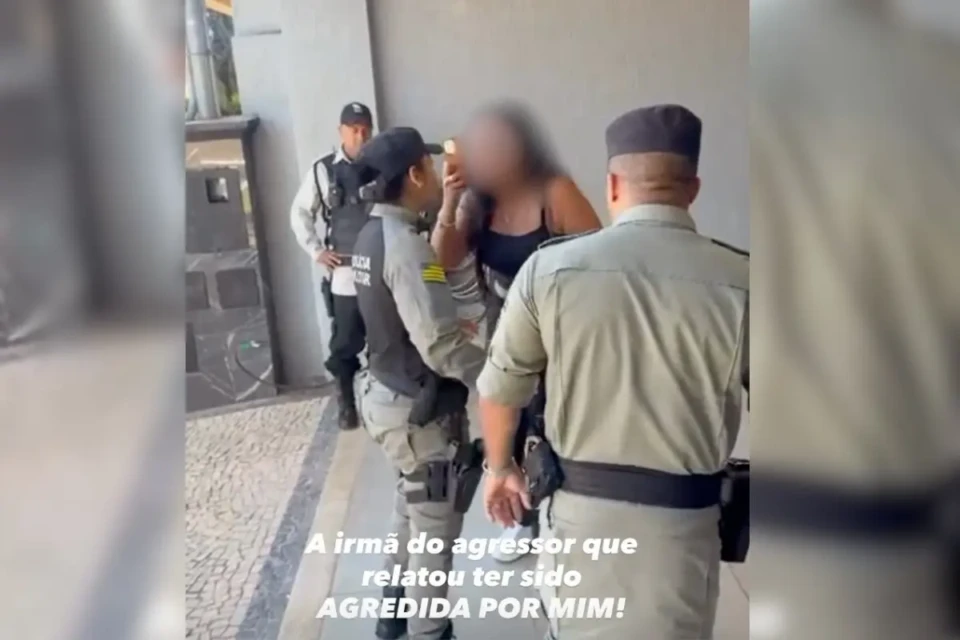 A irmã do empresário Ricardo Medina disse ter filmado a movimentação e alegou ter sido agredida durante a diligência na casa para retirada de bens da Sabrina (Foto: Reprodução)