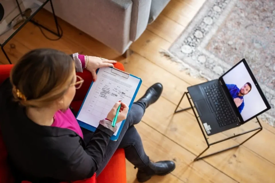 Curso online sobre psicanálise para psicólogos e estudantes (Foto: Reprodução)