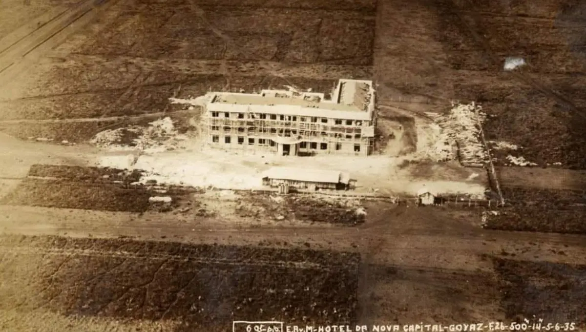 Grande Hotel em construção, em 1935