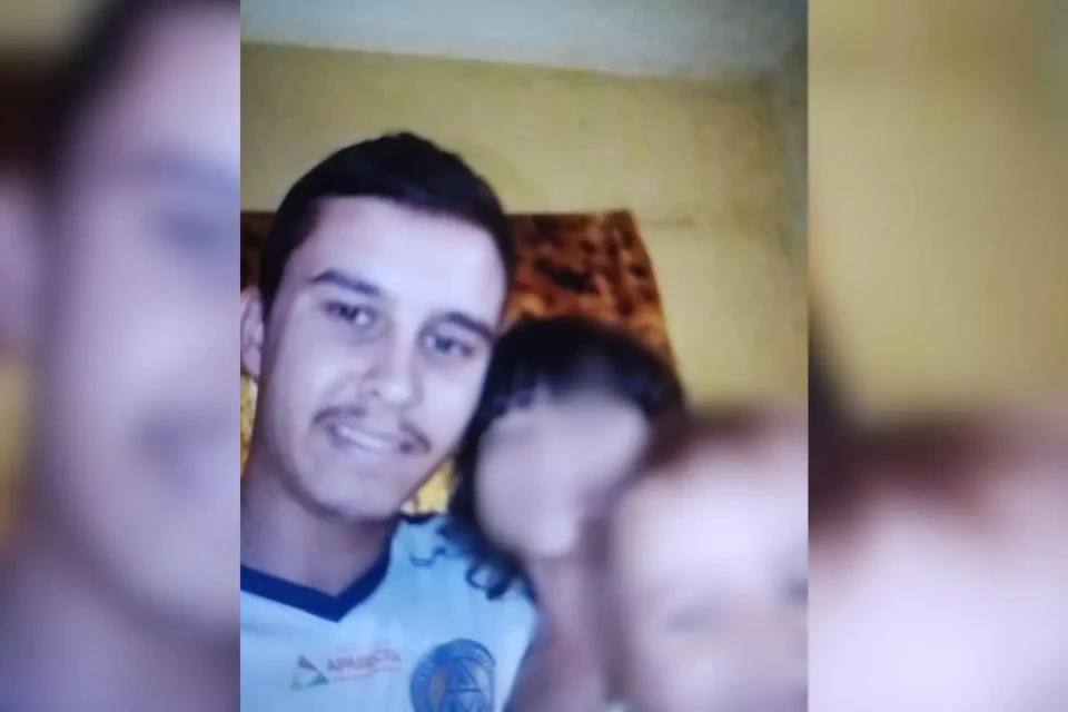 Thaliton teria sido assassinado a mando do próprio pai para não pagar dívida e revelar paradeiro da mãe desaparecida há 20 anos (Foto: Polícia Civil)