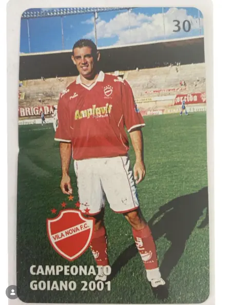 Finazzi em campo pelo Vila Nova durante sua passagem pelo clube goiano