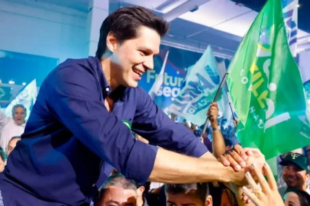 Daniel promete continuidade do governo Caiado e diz que será 'fiel defensor' do legado (Foto: Divulgação)