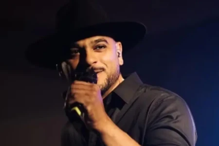 Cantor sertanejo é internado após passar mal em Goiânia; família pede doação de sangue Alcemir da Luz Carlos Filho Eduardo dupla com Derick