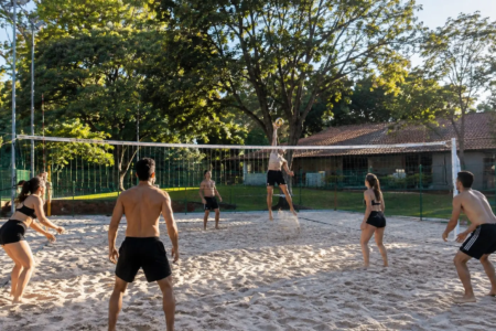 Vôlei de praia em Goiânia: 14 lugares para jogar na areia Goiânia e Aparecida de Goiânia têm opções para perfis; veja a lista atualizada