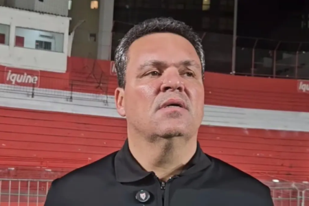 Dragão começou perdendo e correu atrás do empate (Foto: Reprodução / Dragão TV)