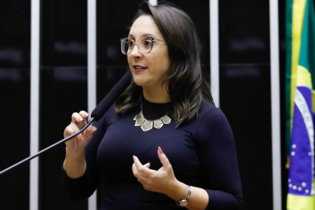 Presidente do Podemos foi cotada para vice de Caiado, diz Eurípedes do Carmo
