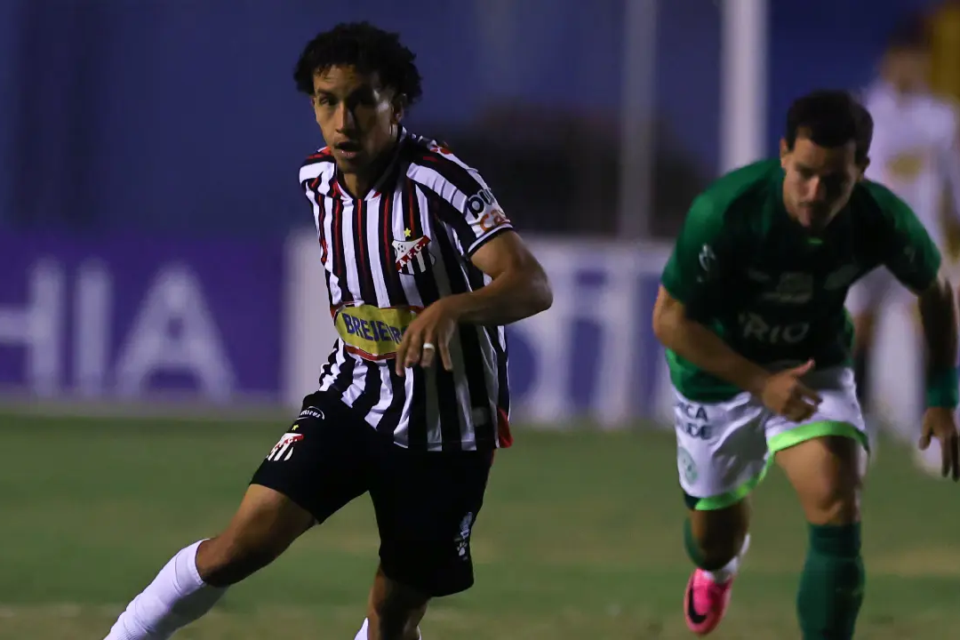 Anápolis x Guarani foto Josué Alexandre