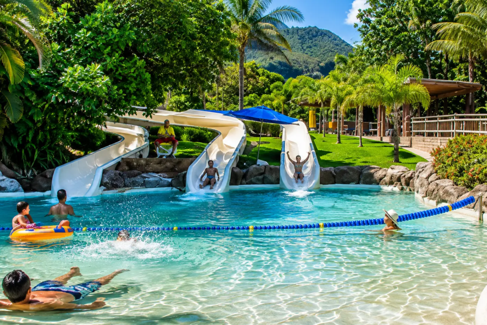 Hot Park, em Rio Quente (GO), funciona desde 1998 e reúne piscinas, toboáguas e atrações abastecidas por águas naturalmente quentes. (Foto: Rio Quente Resorts)