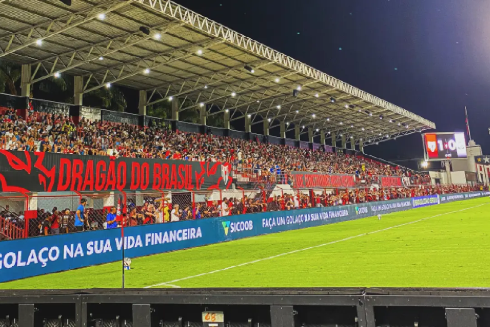 Atlético faz promoção nos ingressos e espera casa cheia no clássico com o Vila
