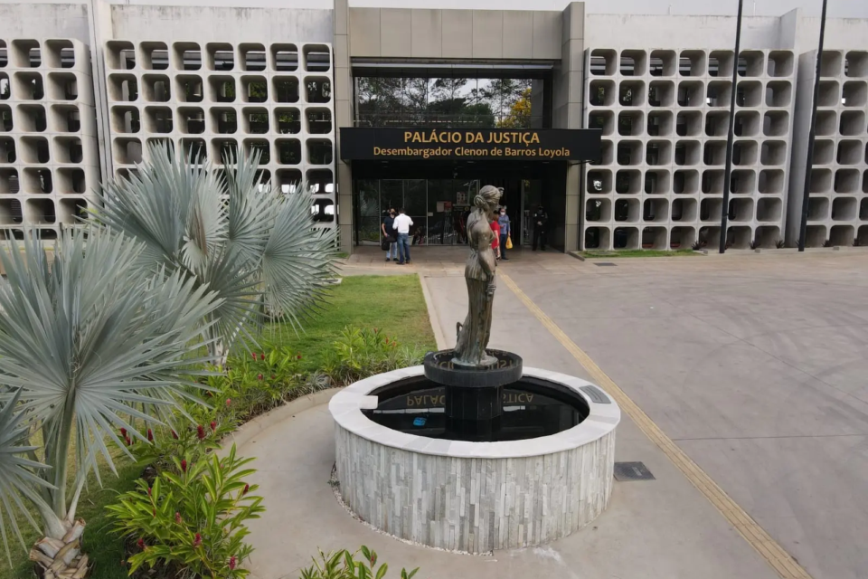 Entrada do TJGO, em Goiânia (Fachada do Tribunal de Justiça do Estado de Goiás (Foto: Wagner Soares/TJGO))