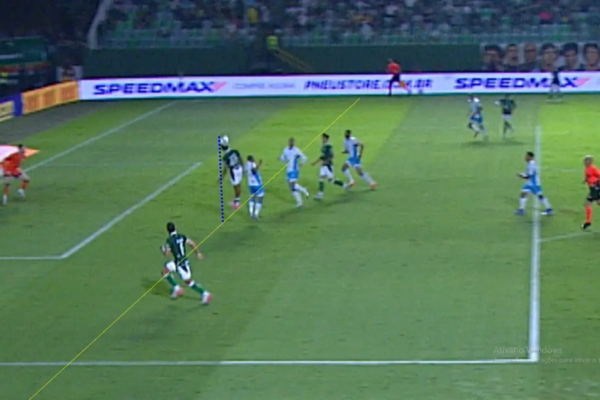 VAR analisa gol do Goiás por sete minutos e vídeo mostra todos os detalhes