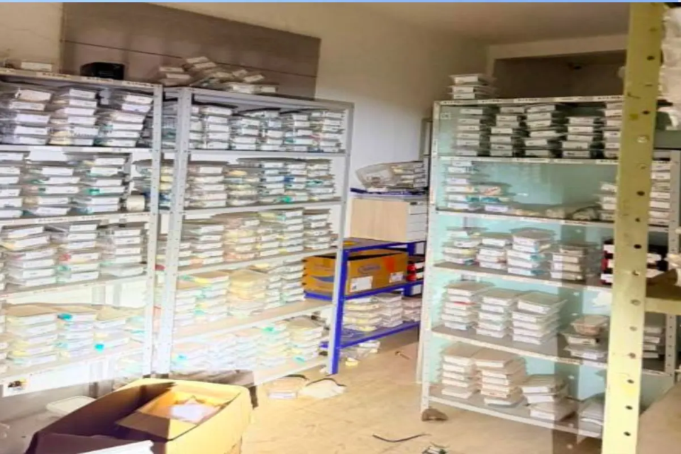 EBIDE: PM relata situação de abandono na escola de implantes dentários fechada em Goiânia, em 2024 (Foto: PMGO)