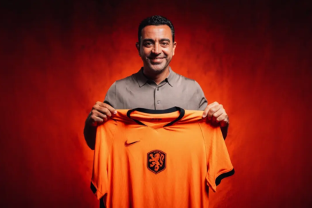 Xavi novo técnico da Holanda - Foto: Divulgação Barcelona