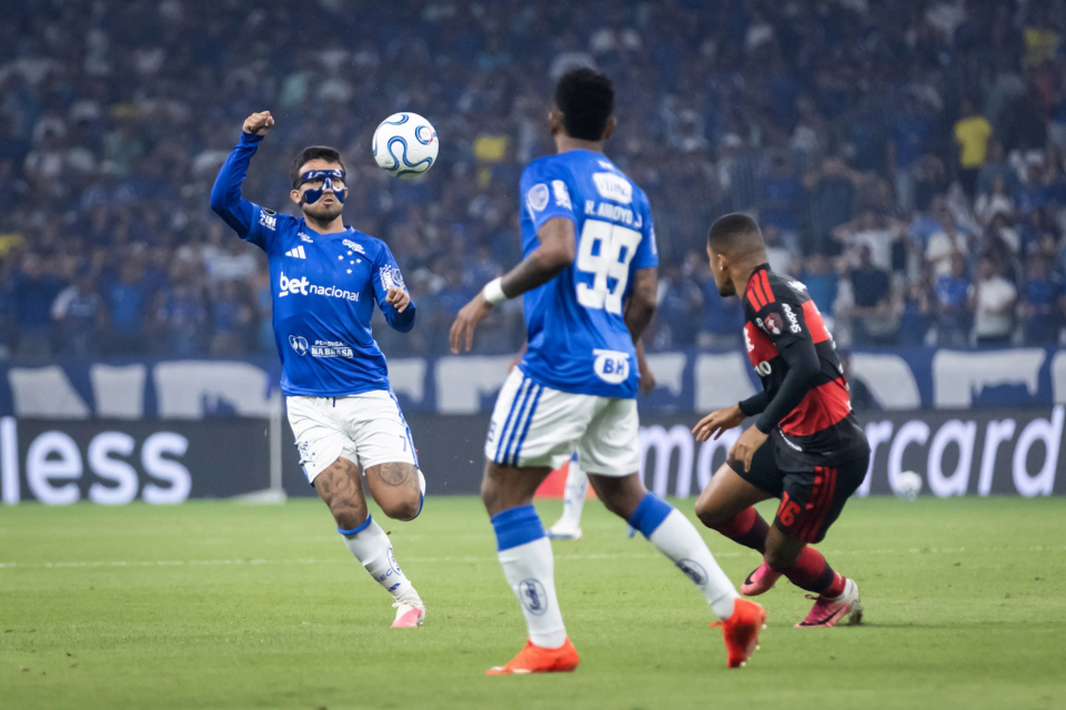 Cruzeiro e Flamengo empatam pela Libertadores