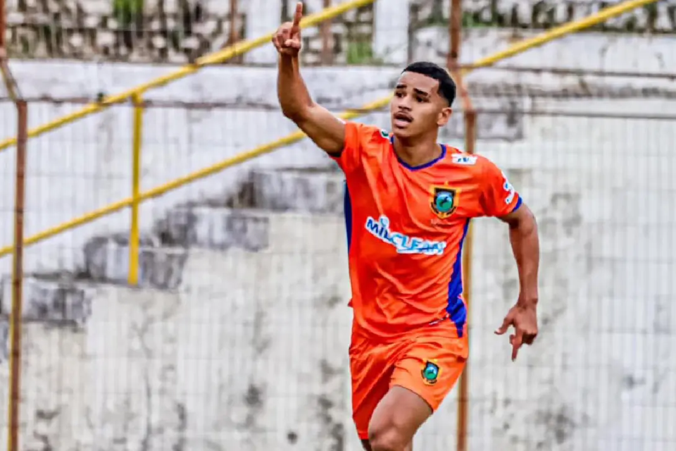 Anápolis anuncia contratação de Danilo Régio