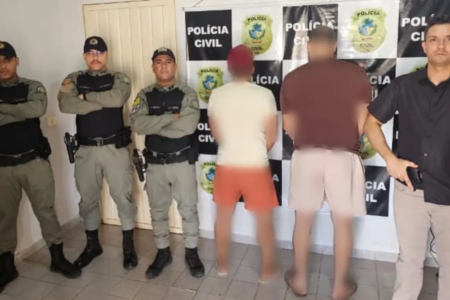Dupla presa por extorsão - (Foto: reprodução/PM)