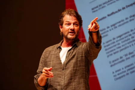 Marcelo Serrado apresenta 'Terapia' em Goiânia e Anápolis