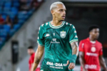 Felipe Clemente atacante do Gama reforça o Goiás