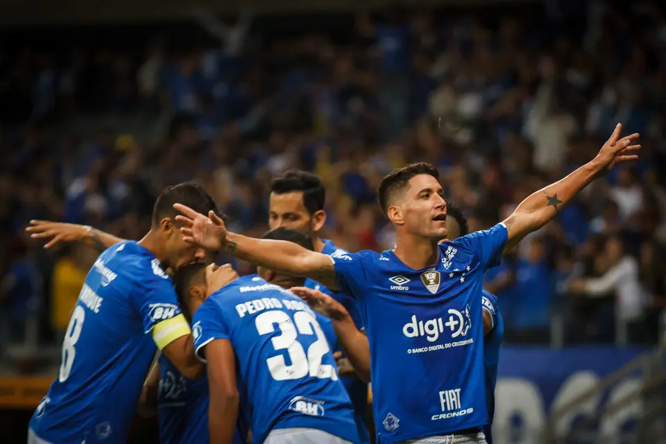 Cruzeiro e Atlético-MG se enfrentam na Copa do Brasil