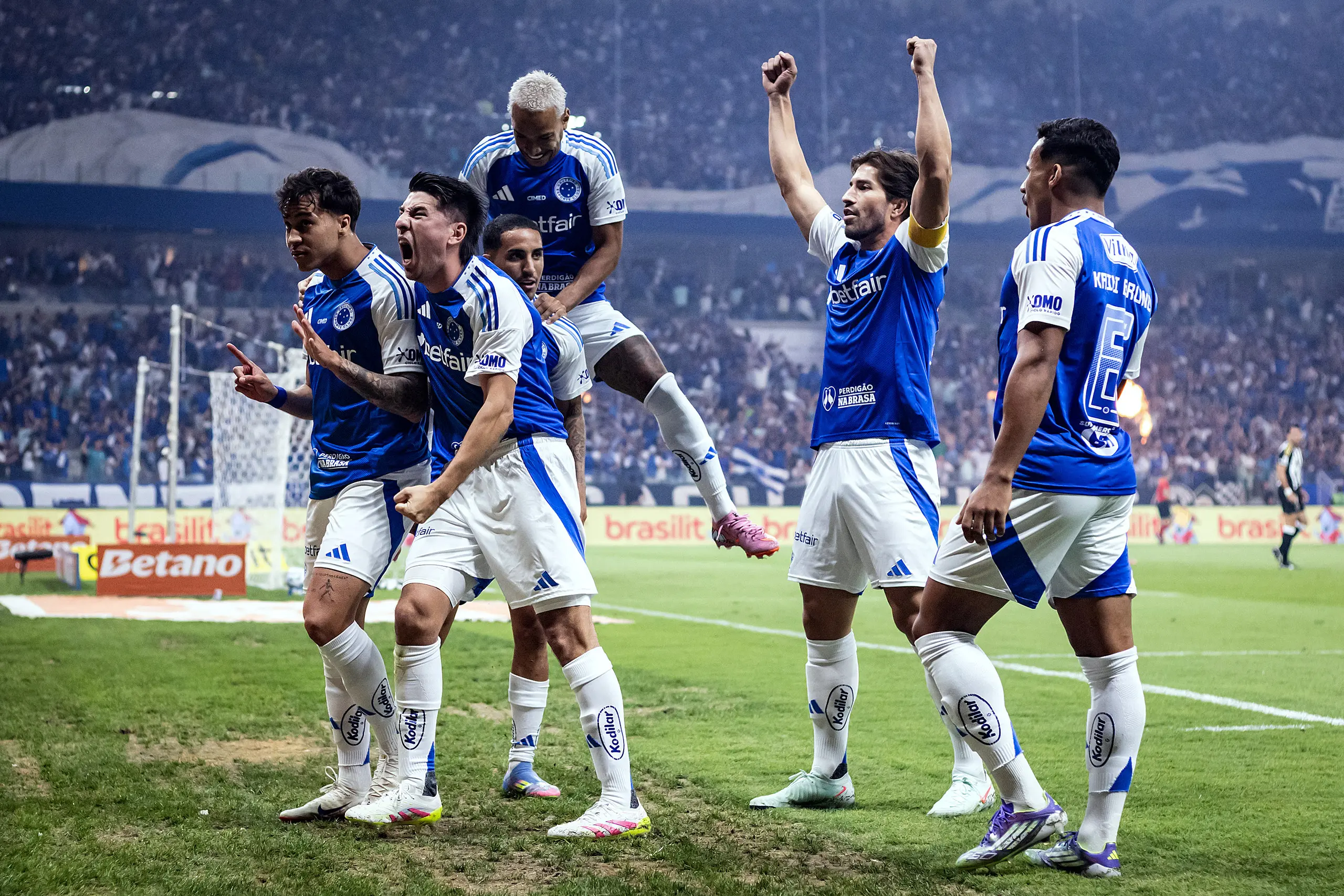 Cruzeiro e Atlético-MG se enfrentam na Copa do Brasil