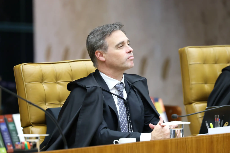 Assessor de Mendonça ouviu Vorcaro sem presença da PF