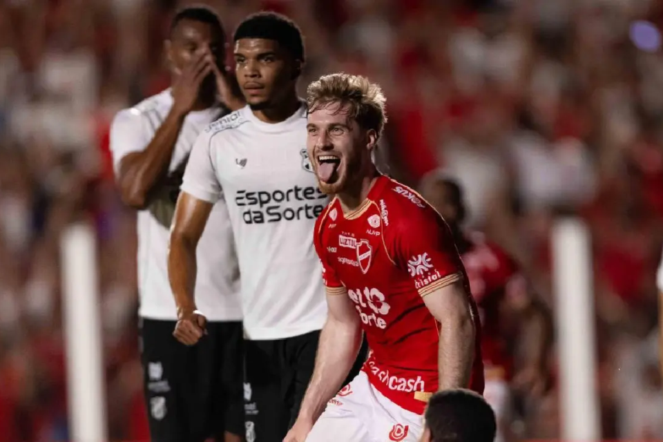 Vila Nova venceu  o Ceará no OBA - Foto: Heber Gomes 