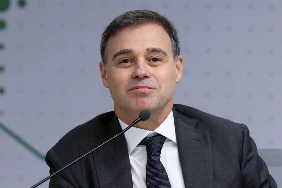 Mendonça rejeita ação contra reajuste do Bolsa Família Decisão foi tomada por questão processual, sem análise do mérito