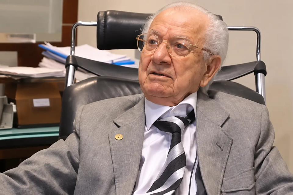 Anis Rassi durante entrevista em Goiânia (Foto: Reprodução)