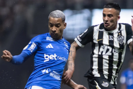 Atlético-MG vence o Cruzeiro de virada
