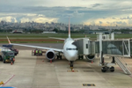 Avião com 180 pessoas faz pouso de emergência no Aeroporto de Goiânia (Foto: Reprodução)
