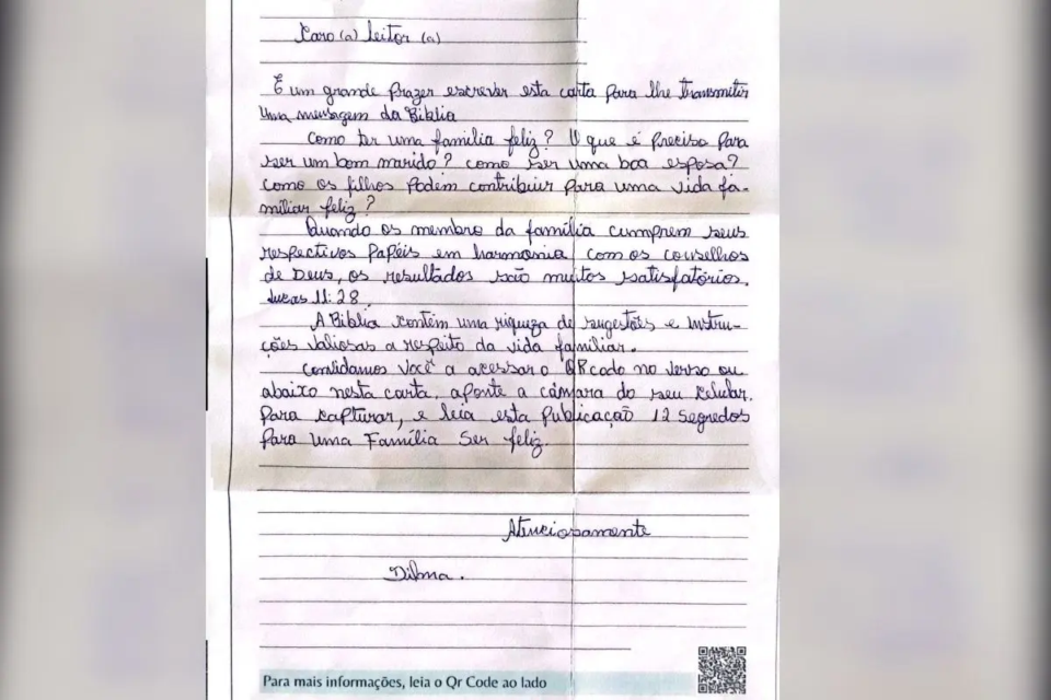 Mulher recebe carta de Testemunhas de Jeová em casa e se surpreende com modelo de propaganda, achando que era um novo estilo de golpe (Foto: arquivo pessoal)