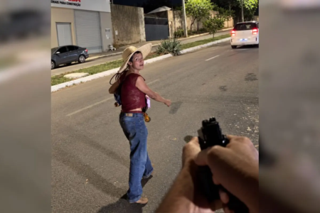 Delegado de folga prende mulher suspeita de furar caminhão em Goiânia (Foto: arquivo pessoal)