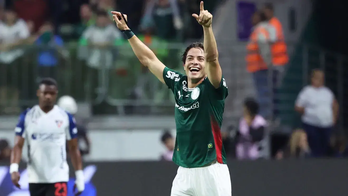 Com vantagem do 1 a 0, Palmeiras embarca a Quito para duelo decisivo das quartas da Libertadores Com vantagem do 1 a 0, Palmeiras embarca a Quito para duelo decisivo das quartas da Libertadores