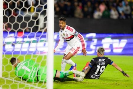 Com vantagem, Flamengo enfrenta Independiente del Valle por vaga na semifinal